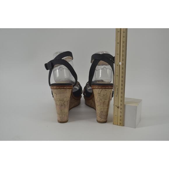 CL by Laundry Black Faux Leather Open Strapy Weaved shoes 10 - Picture 11 of 16